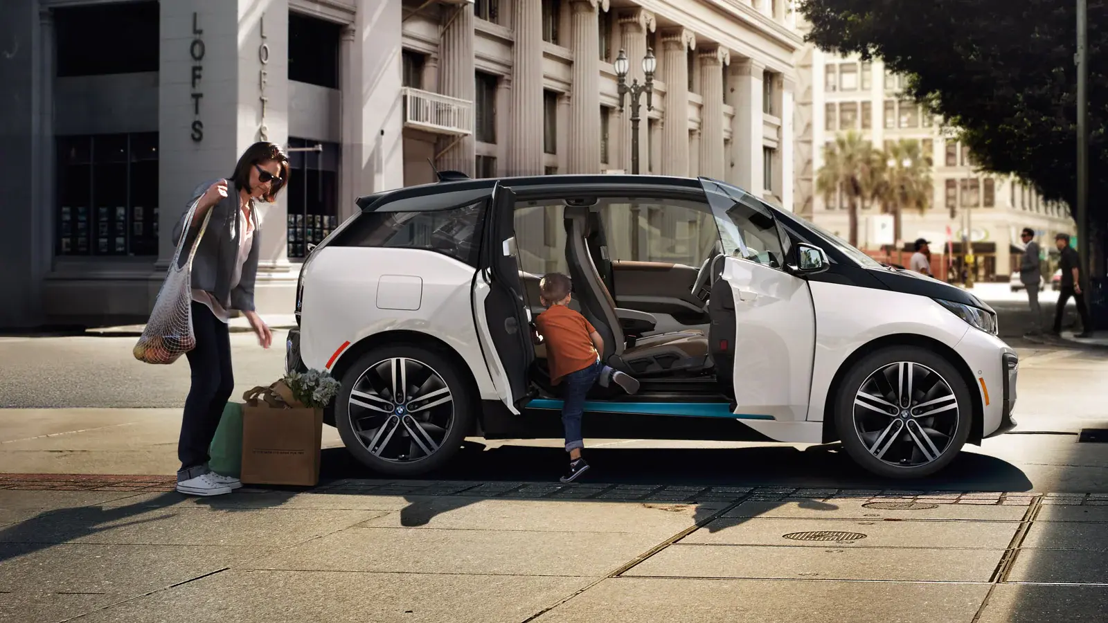 bmw-i3-suicide-doors-white-color-123