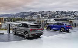 Audi Q8 e-tron quattro, Audi SQ8 Sportback e-tron quattro