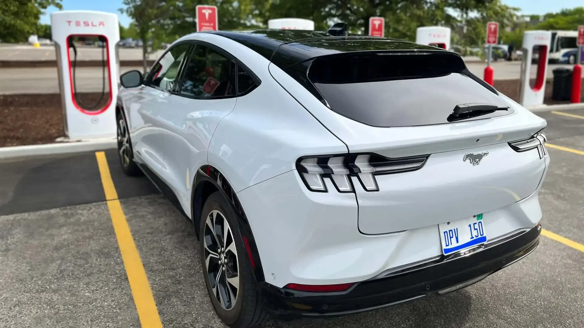 ford-evs-to-feature-tesla-charging-ports